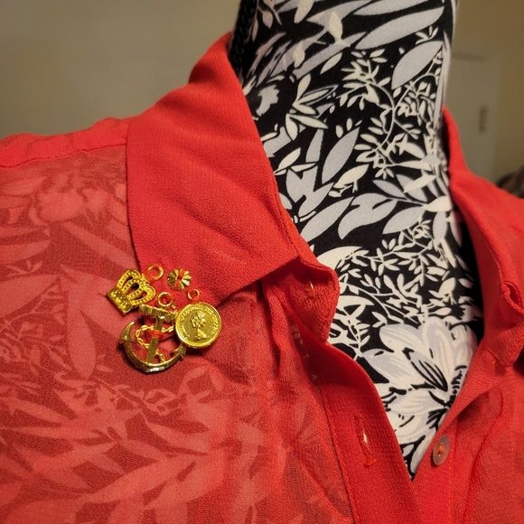 Revolve Line& dot low back/highlow cut out backtop - Picture 5 of 11